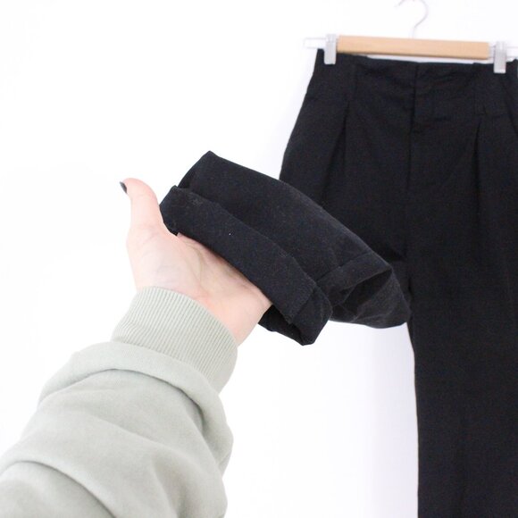 *H&M Black Pleated Dress Pant - Picture 6 of 8